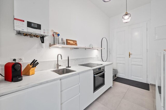 スタジオ ローガーガッセ チェックイン 15時 から 22時