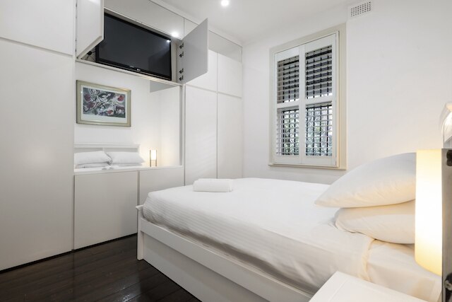 スタイリッシュ 2ベッドルーム ハウス ウォーク トゥ パークス & カフェズ