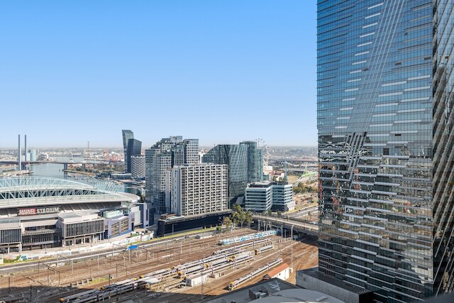 メルボルン CBD 2 ベッド ウィズ ジム、サウナ & プール アクセス