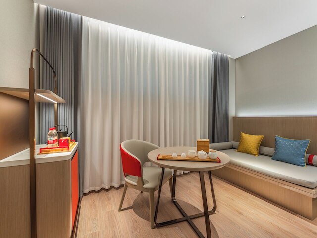 Guiyang Airport Outlets ECHENG Hotel