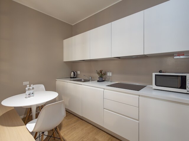 フレグリア G - ラージ スタジオ スイート クローズ トゥ ドゥオーモ