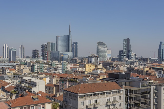 ビアンカマーノ スカイライン ビュー - 13th フロア 1 ベッドルーム ウィズ バルコニー イン モスコヴァ センピオーネ