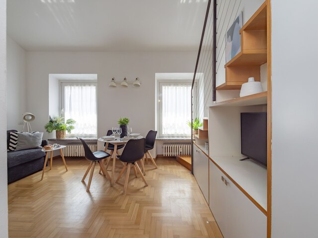 ヴィコロ フィオーリ - モダン スプリット レベル ロフト イン ザ ハート オブ ブレラ