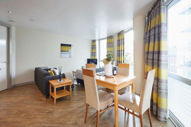 ホストステイ 207 ハットンガーデン