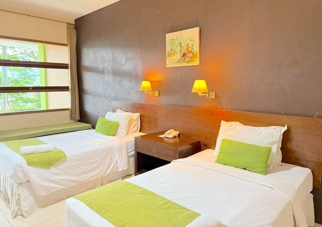 デ ビュー ホテル バイ PRO