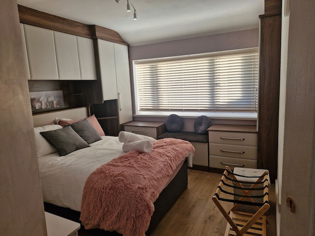 チャーミング ウィゼンショー ホーム ウィズ ガーデン & パーキング