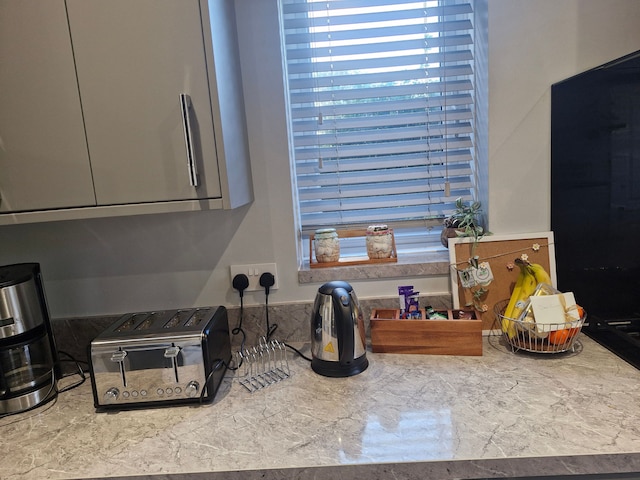 チャーミング ウィゼンショー ホーム ウィズ ガーデン & パーキング