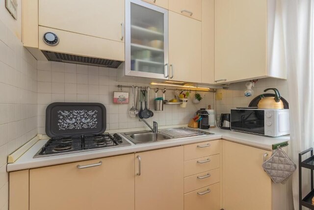 ゲストホスト - サニー ドルソドゥーロ アパートメント