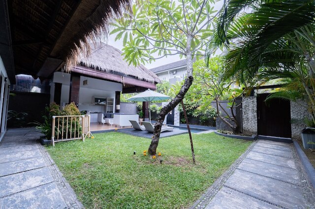 カレンズ トロピカル ヴィラ