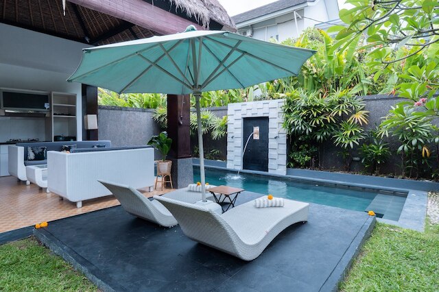 カレンズ トロピカル ヴィラ