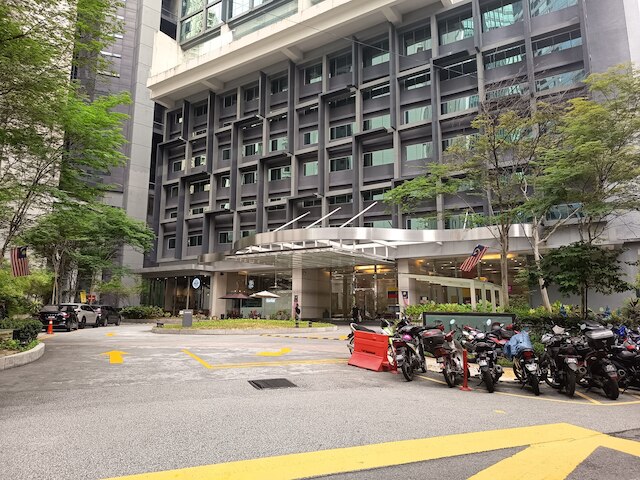 ビンジャイ 8 KLCC バイ アーマン