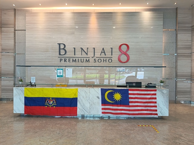 ビンジャイ 8 KLCC バイ アーマン