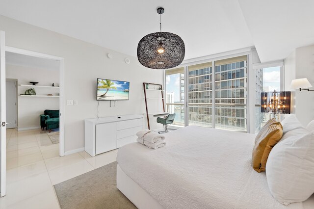 アイコン W ホテル ウォーター ビューズ ブリッケル