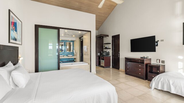 ザ モーリングス ヨットクラブ ホテル