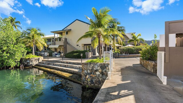 ザ モーリングス ヨットクラブ ホテル