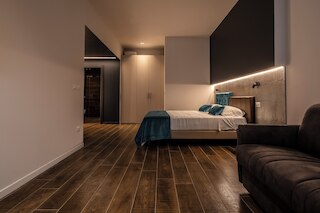 アストリア ブティック アパートメンツ