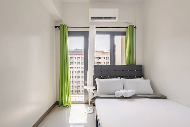 ニア SM BF & ショップワイズ Slex アクセシブル 2ベッドルーム フォー 4