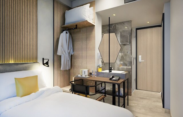 ビージー ホテル