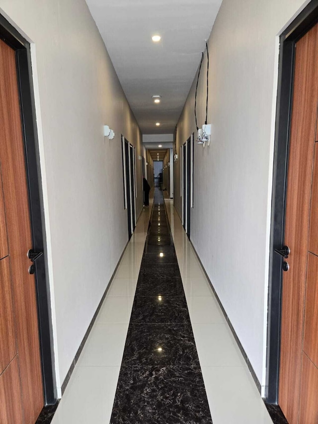 エンシェ ゲストハウス シャリア