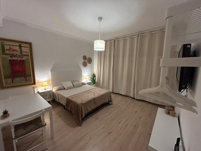 ルームス レイ フンタ オ プラサ エスパーニャ