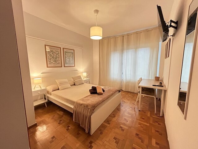 ルームス レイ フンタ オ プラサ エスパーニャ