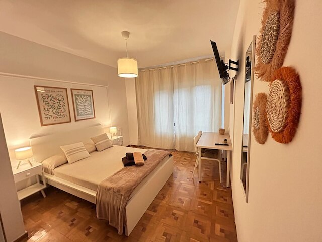 ルームス レイ フンタ オ プラサ エスパーニャ