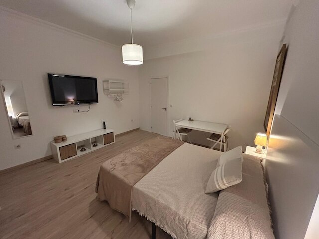 ルームス レイ フンタ オ プラサ エスパーニャ