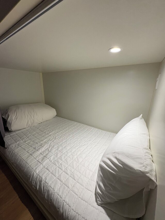 K wave guesthouse only Female 2