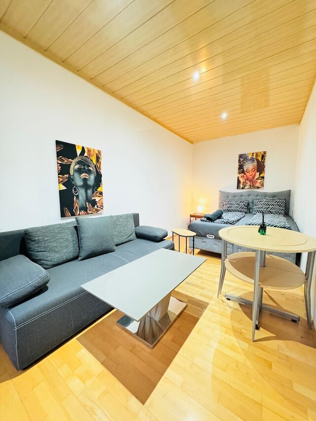 コンフォータブル 4 ベッドルーム アパートメント フォー 12 FAC プラッツ