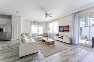 プライベートプール プラス 5ベッドルーム テーマベッドルーム