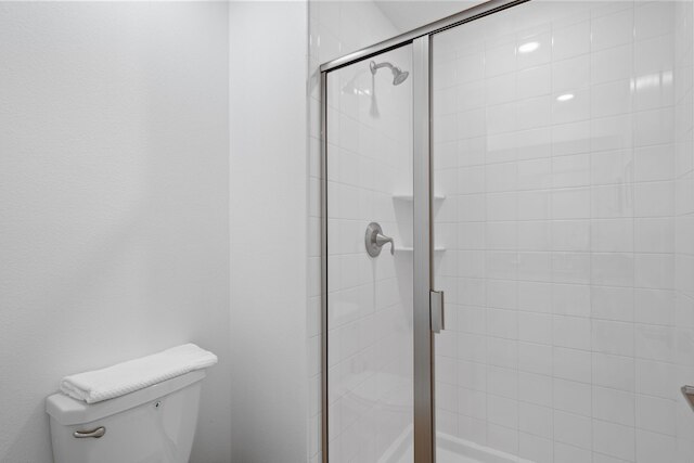 スタニング ホーム アット ストーリー レイク, クローズ トゥ ディズニー