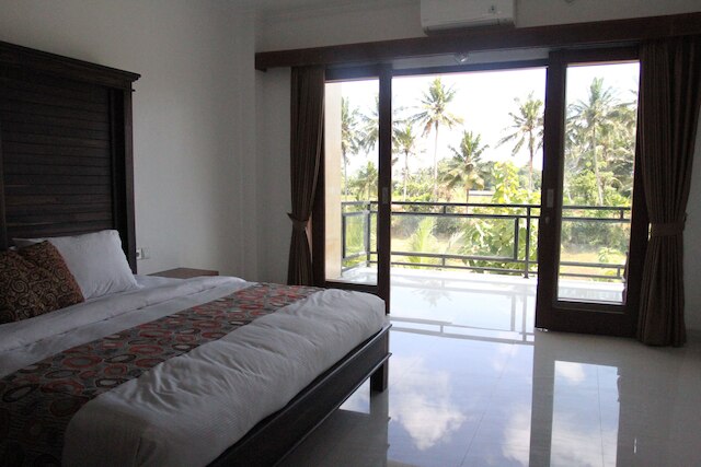 アユナ コテージズ