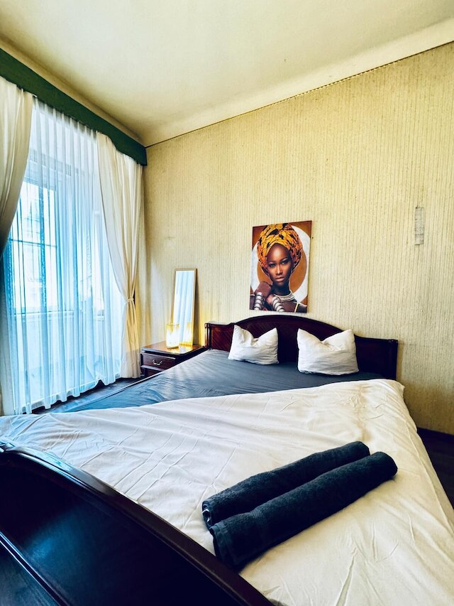 2ベッドルーム アパートメント フォー 5 ニア スタッドハレ