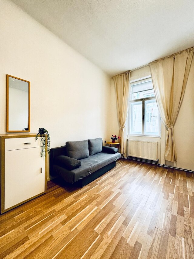 モダン スタジオ クローズ トゥ スタッドハレ