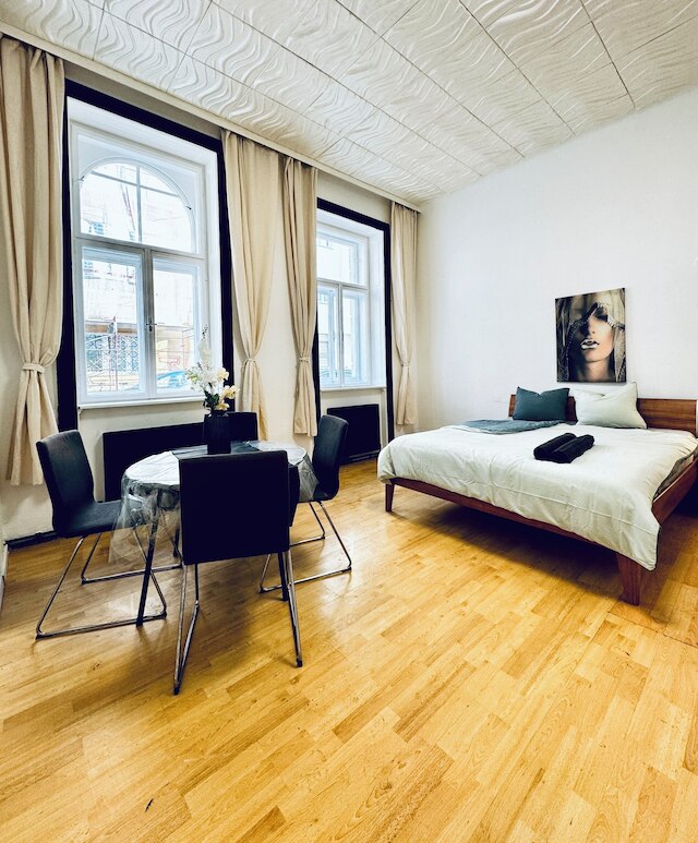 コージー 2 ルーム ステイ フォー 5 ニア シュタットハレ