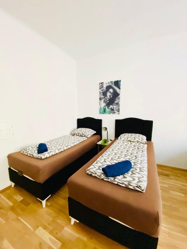 ビューティフル ステイ フォー 5 ニア シュタットハレ