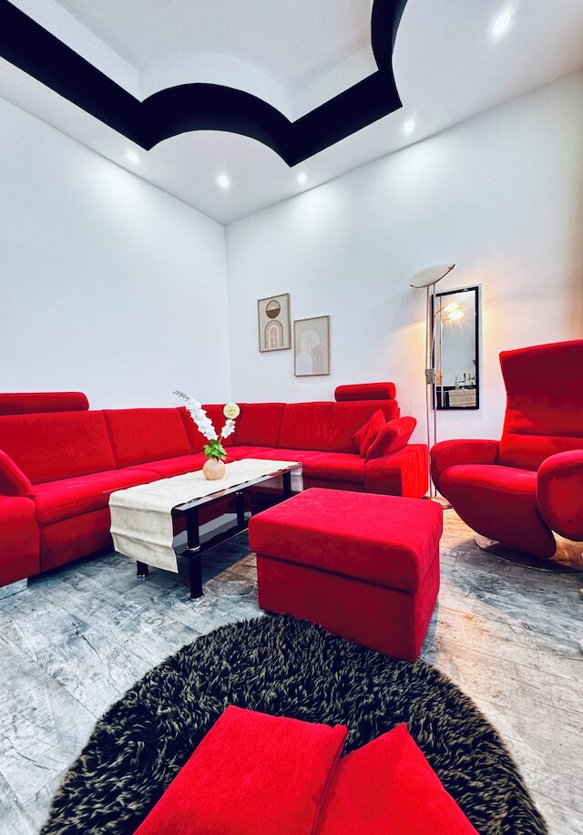 バジェット 1ベッドルーム アパートメント ウィズ リビングルーム AKH