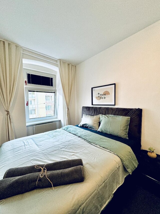 ラグジュアリー 7ベッドルーム アパートメント スリープス 16