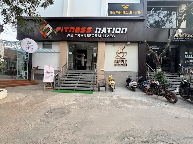 ザ ホワイトクリフ イン