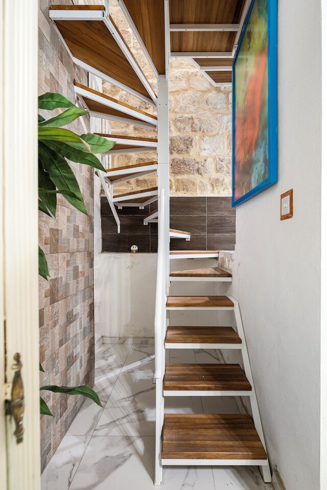 トラディショナル タウンハウス - ルーフトップ シービューズ