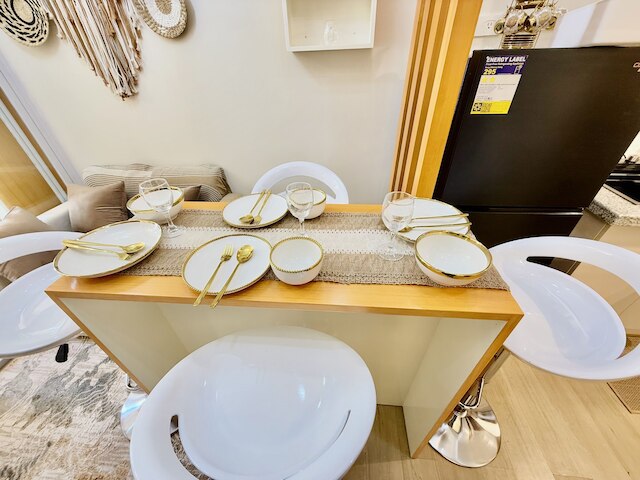 コージー アンド コンフィー リトリート ウィズ バルコニー