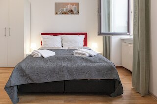 モダン 2 ベッドルーム アパートメント ニア ミレニアム