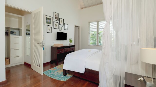 ヴィラ メルタ サリ 10 by ヴィラ ファインダー