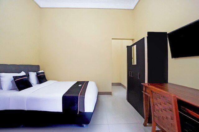 ホテル ディベスト クティサリ 6 アワー ステイ