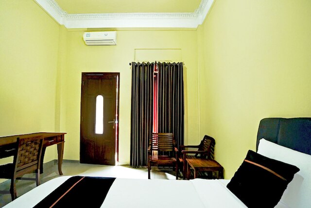 ホテル ディベスト クティサリ 6 アワー ステイ