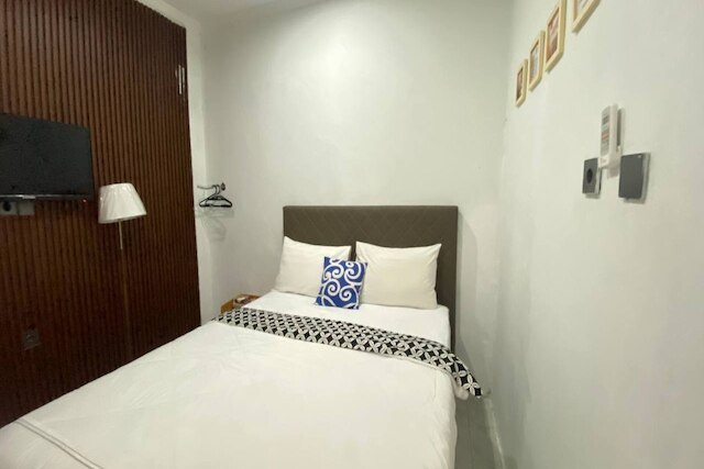 キャピタル O 94840 ユニホームステイ マリオボロ