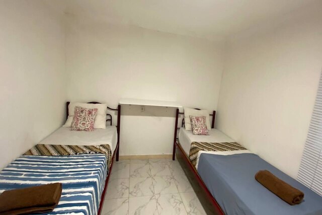 キャピタル O 94840 ユニホームステイ マリオボロ