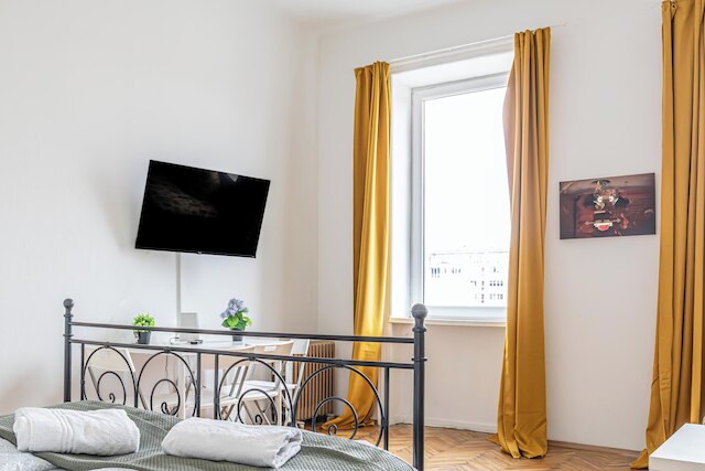 ブライト 2ベッドルーム アパートメント ニア ドナウ