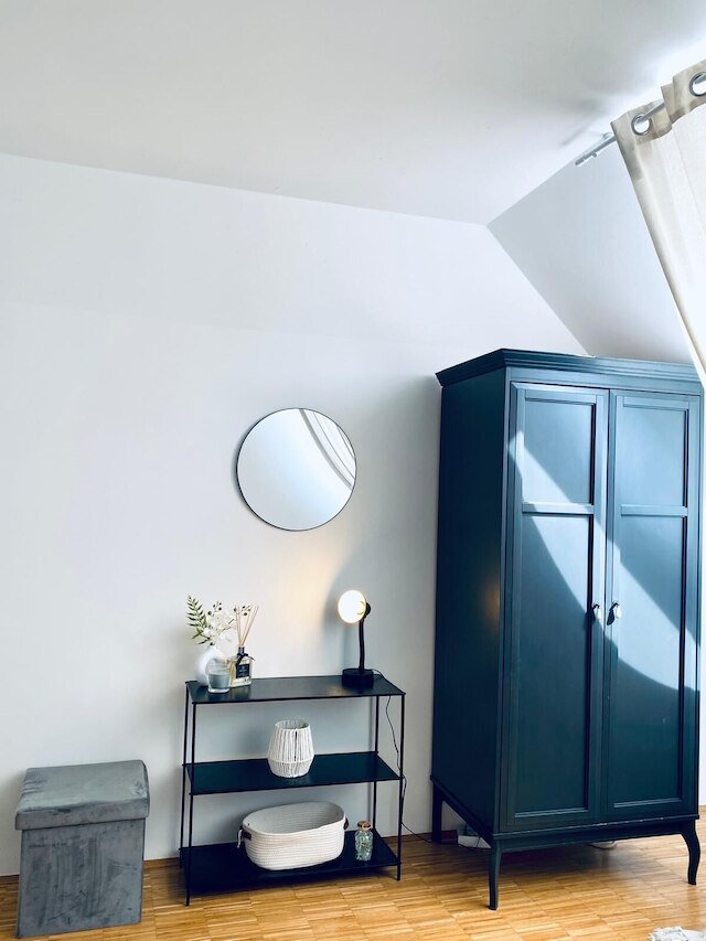 コンフィー 3ベッドルーム アパートメント ウィズ リビングルーム バルコニー