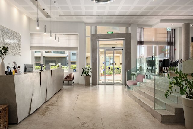 ビーチフロント ブリス バイ シー エヌ レント